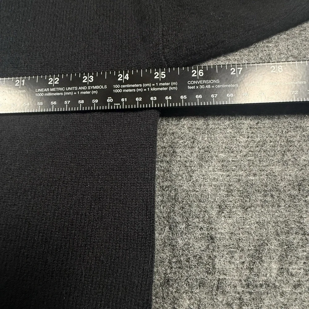 NWT Banana Republic 100% Cashmere Crew Neck Pocket Sweater Black Large